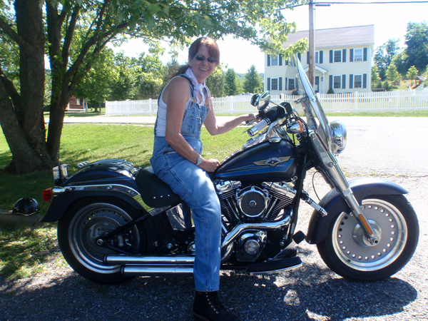 women_motorcycle_rider
